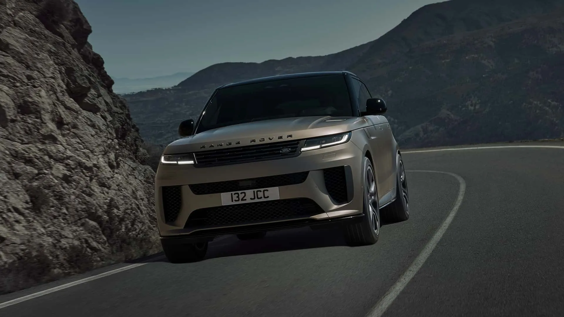 2024 Range Rover Sport SV bows with 626 hp, carbon wheels