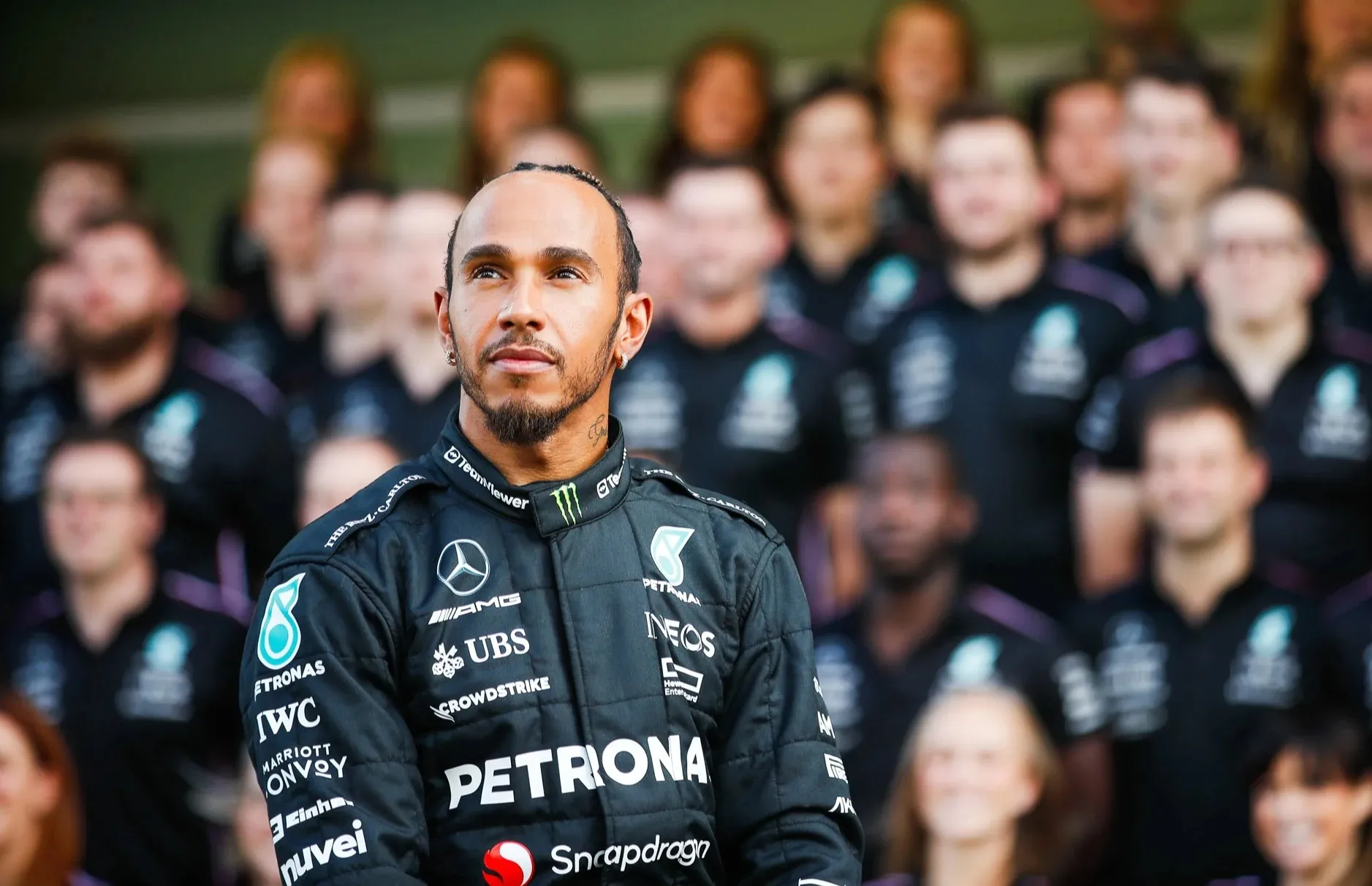 Lewis Hamilton leaving Mercedes, signs with Ferrari for 2025 F1 season Auto Recent