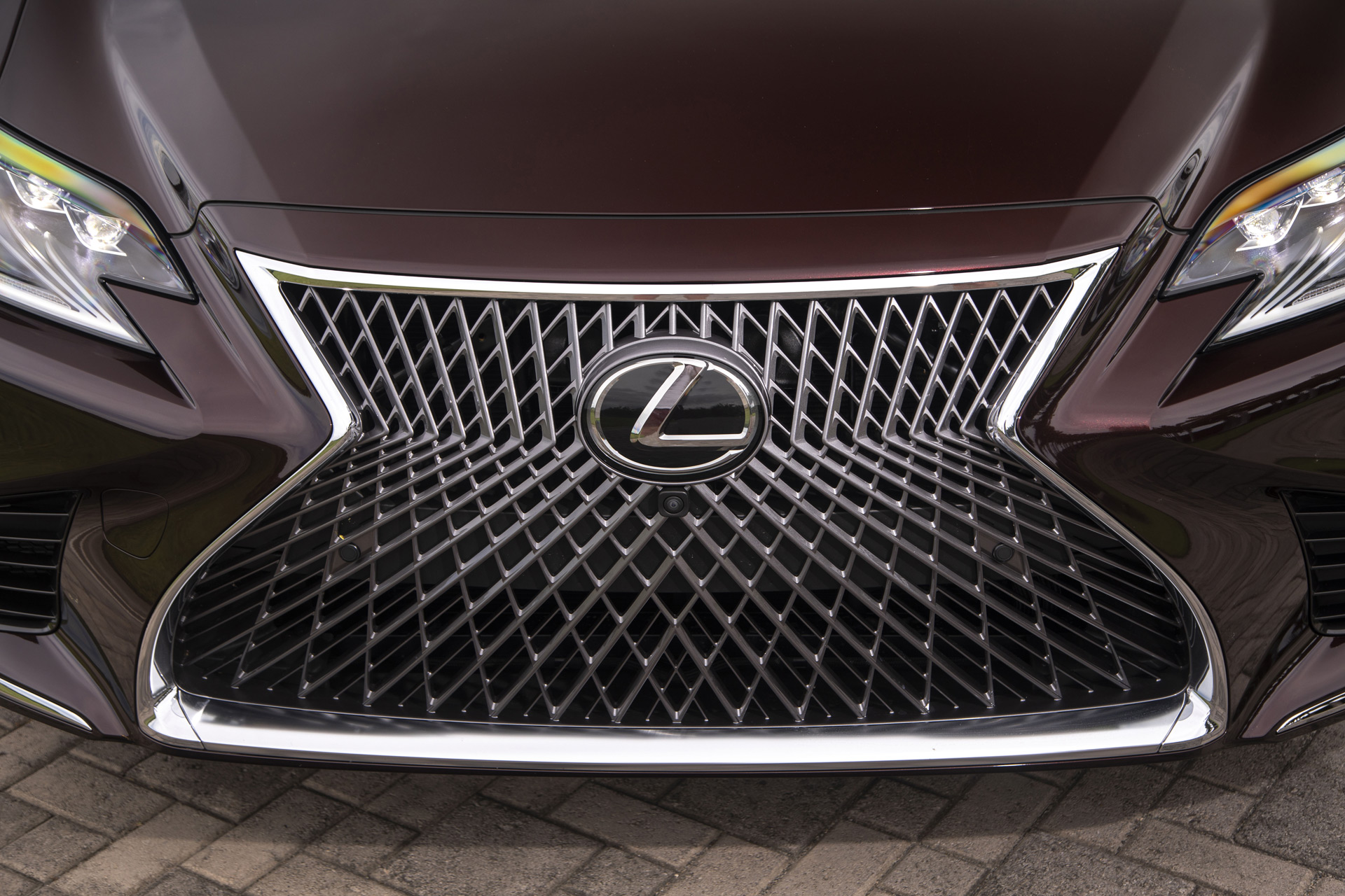 Lexus will pursue inwheel electric motors for future electric cars