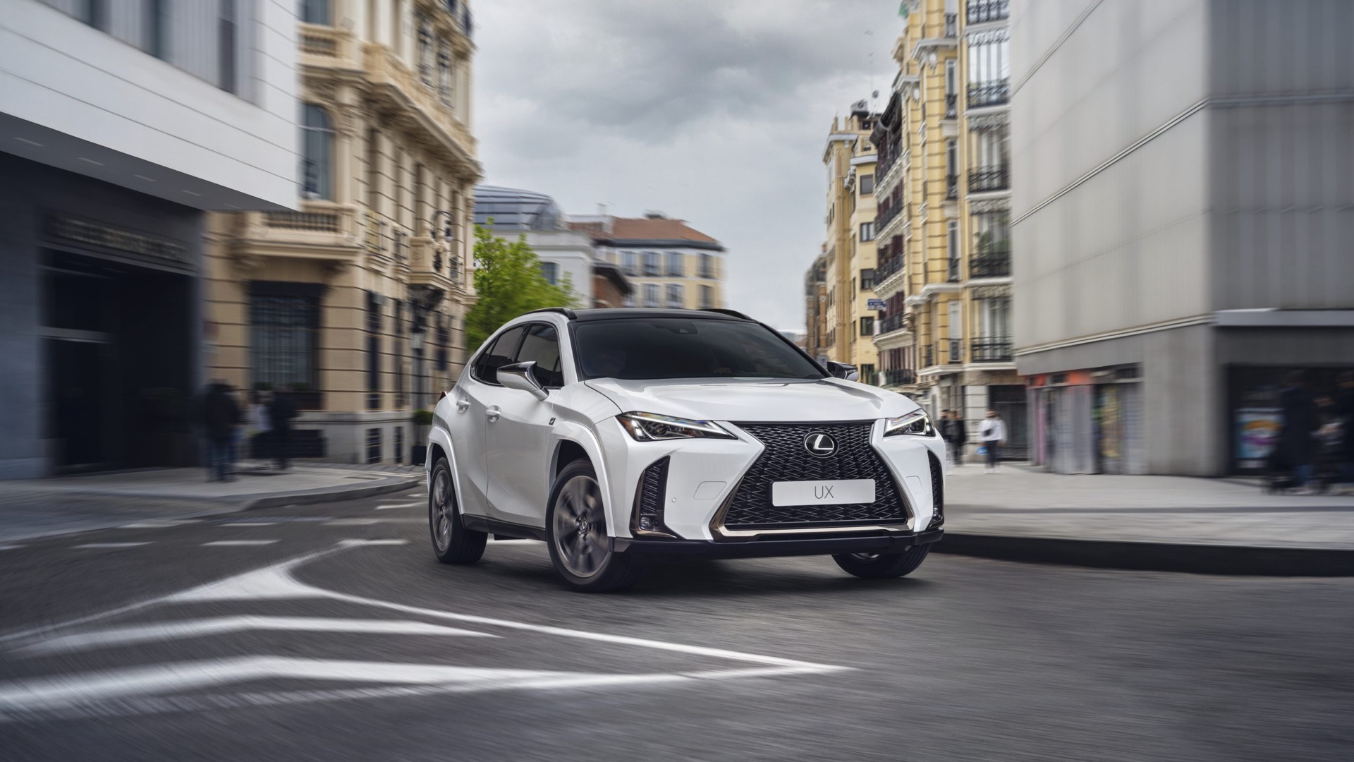 2024 Lexus UX hybrid gets modest price increase to 37,640