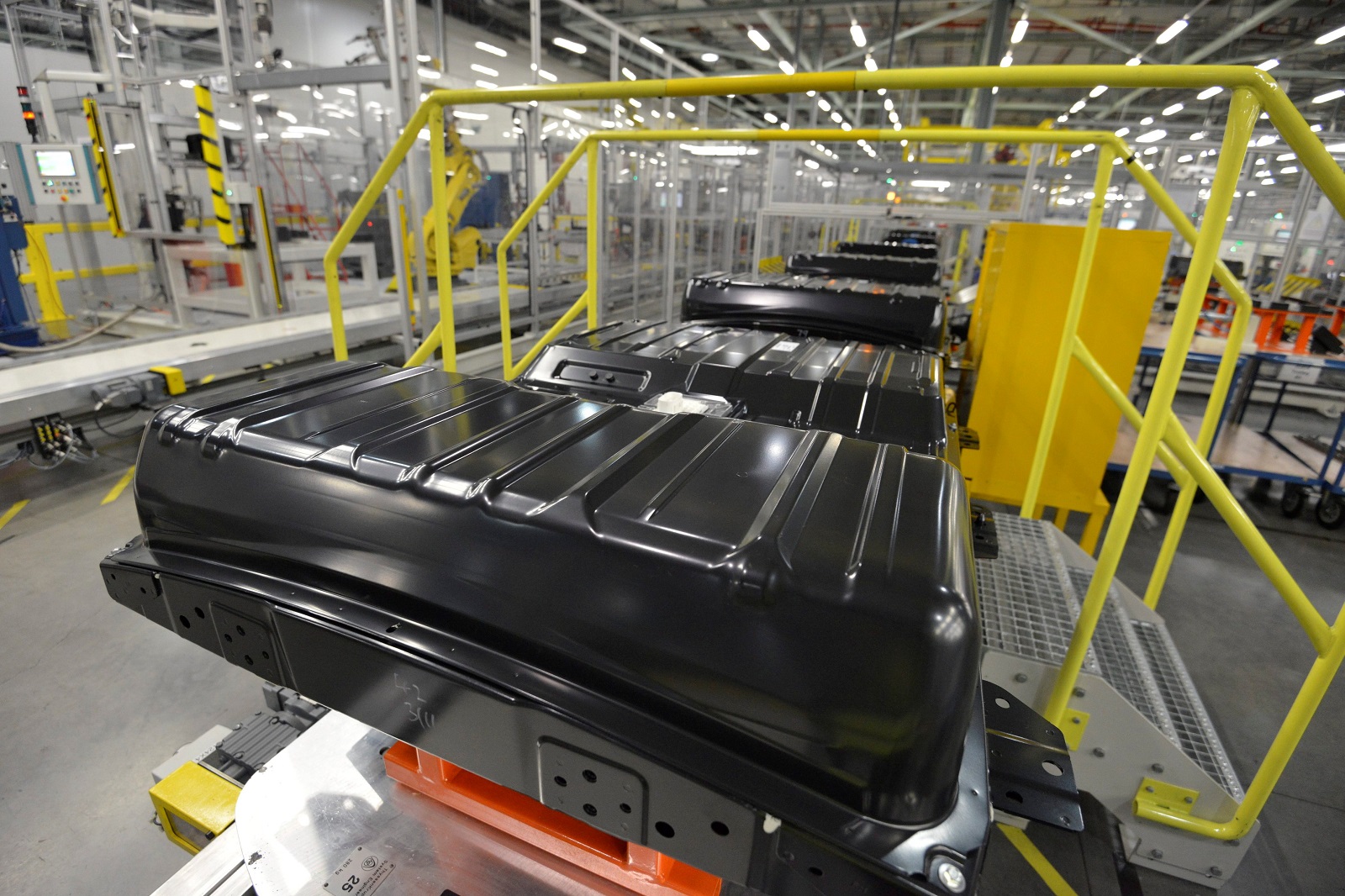 U.K. Plant To Assemble Larger Battery Packs For Next 