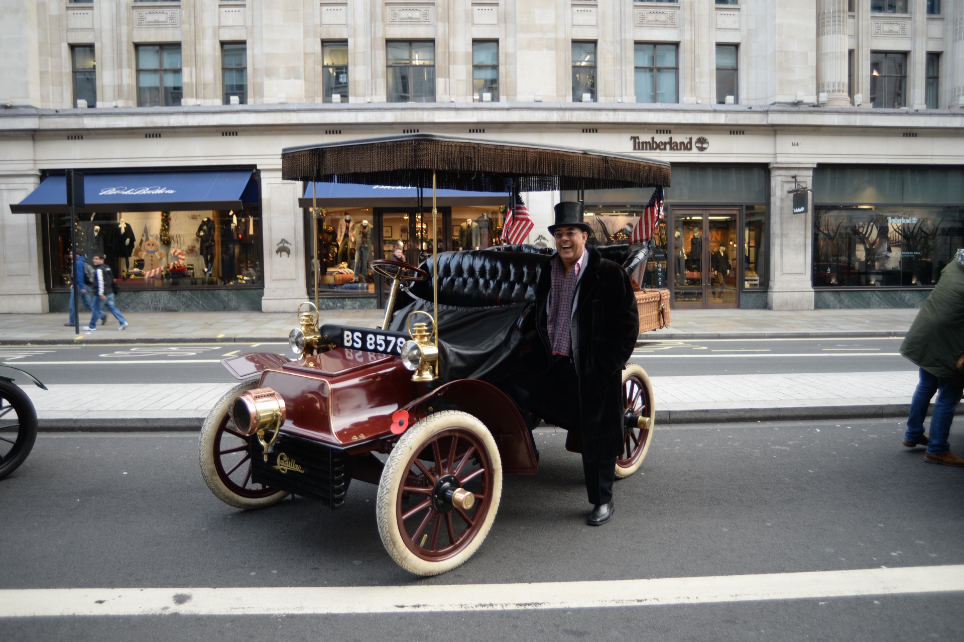 Flat Out At 27 MPH In A 1904 Cadillac From London To Brighton