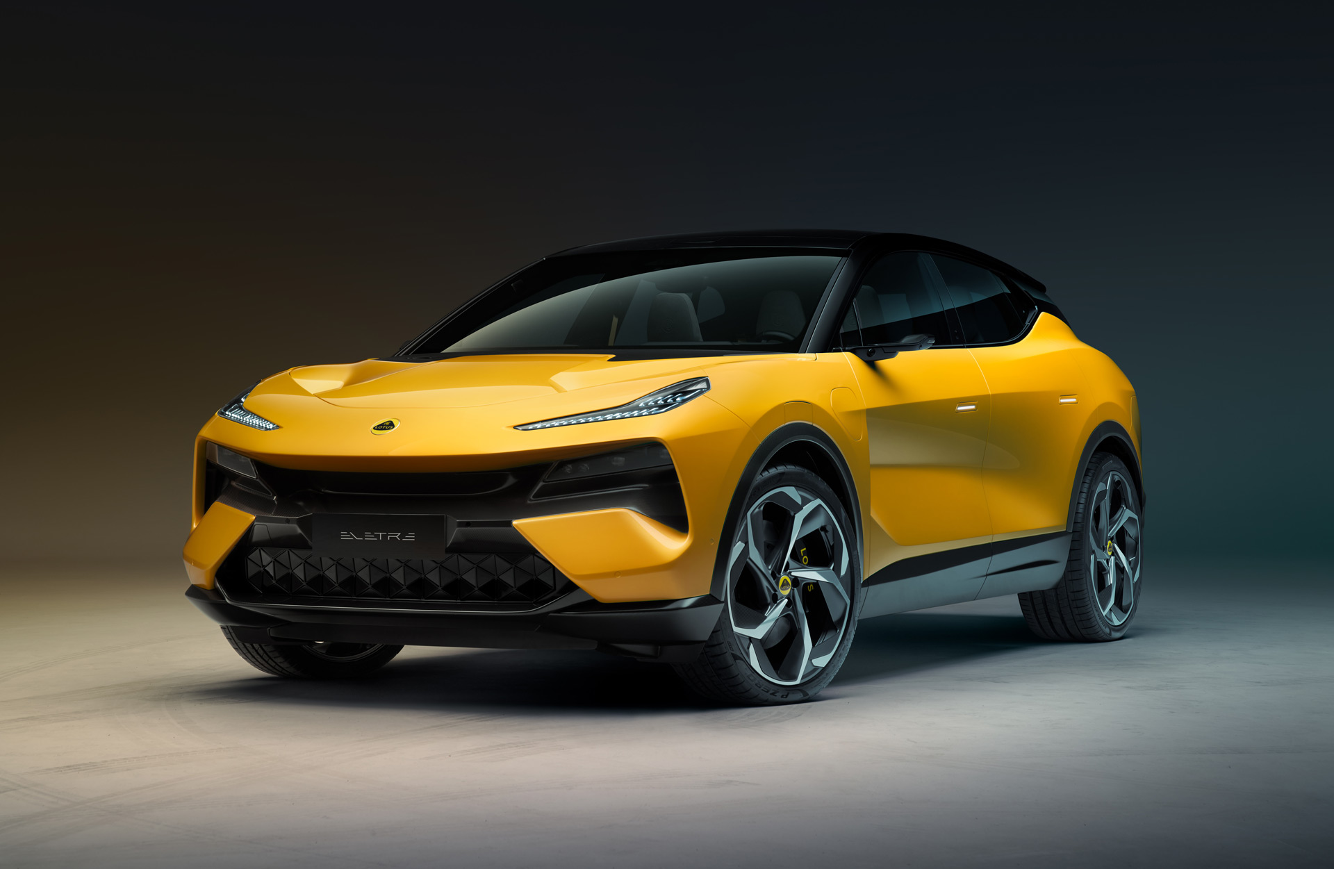 Lotus Eletre electric SUV promises 0-60 mph in under 3s, over 300 miles of range Auto Recent