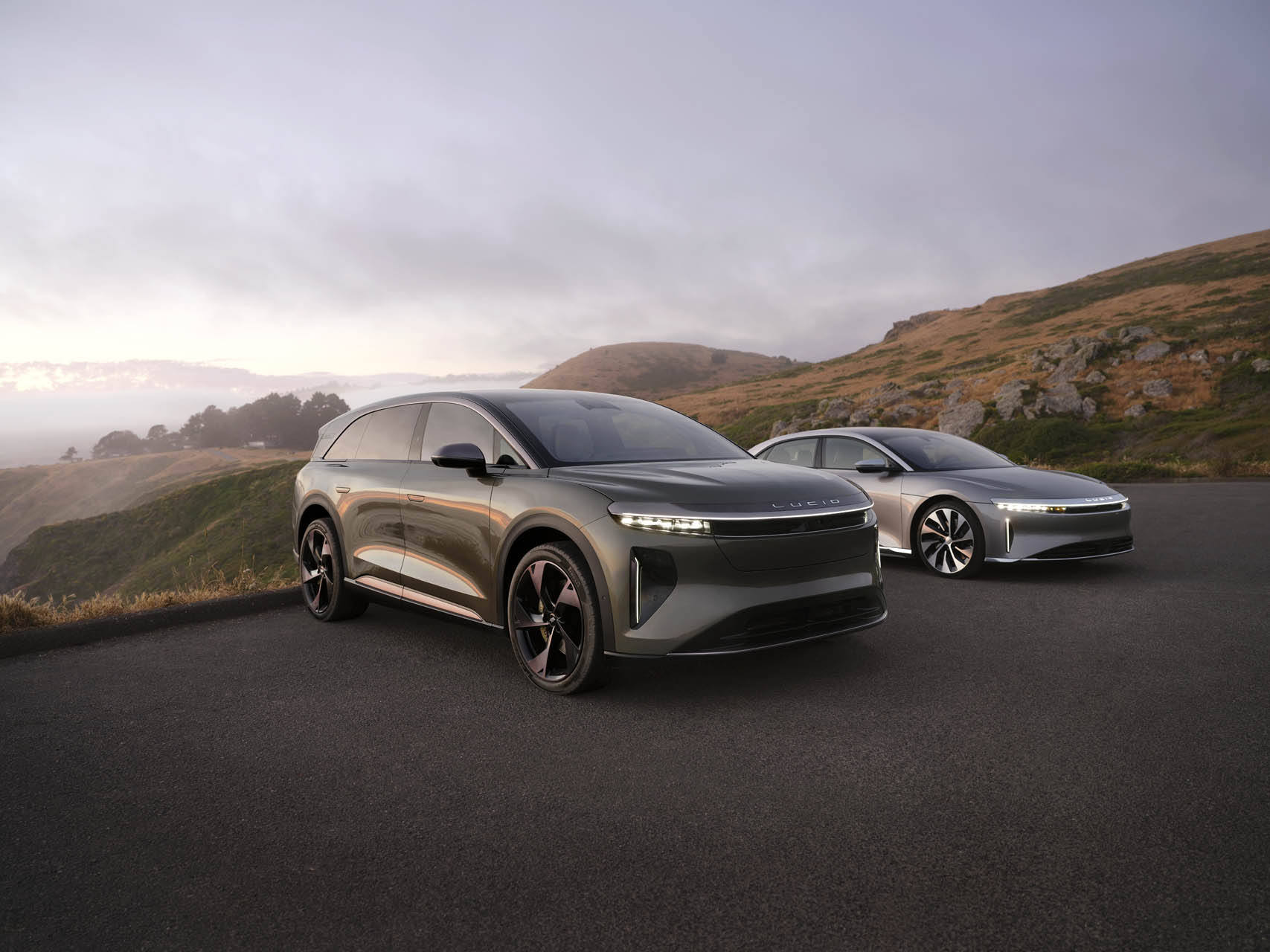 2025 Lucid Gravity SUV launches with 440 miles, $94,900 tag