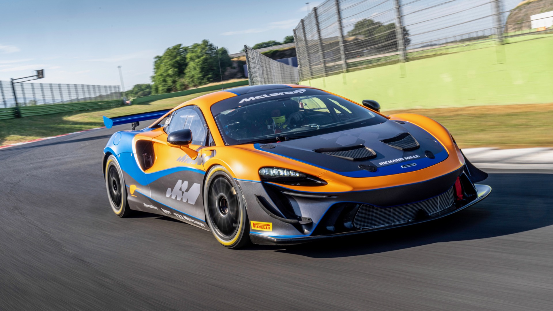 McLaren Artura GT4 ujawniony przed Goodwood Festival of Speed