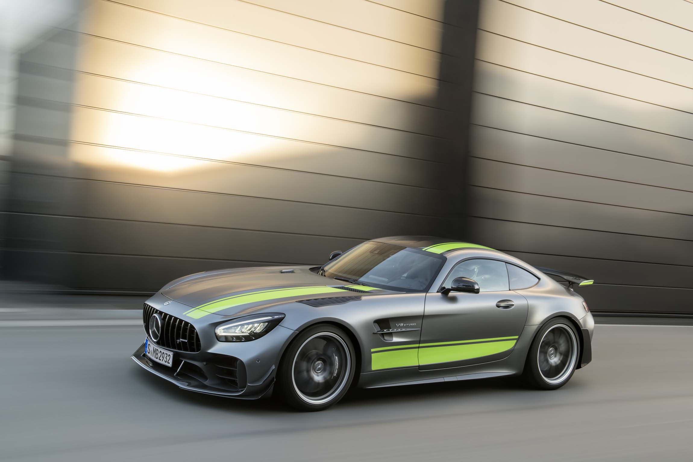 2020 Mercedes Amg Gt R Pro Priced From 200 645