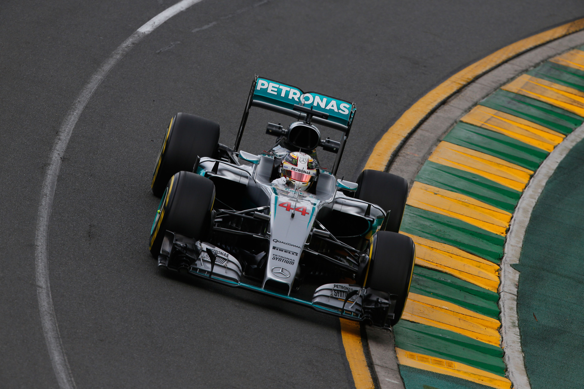 Rosberg wins 2016 Formula One Australian Grand Alonso crashes out