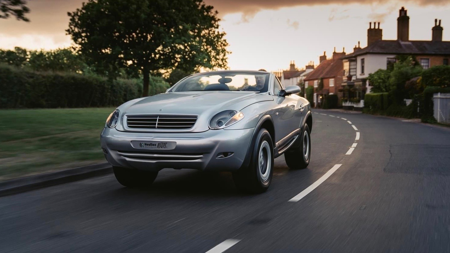 Mercedes G-Wagen Intruder is a component G-Class, half SLK, all unusual Auto Recent