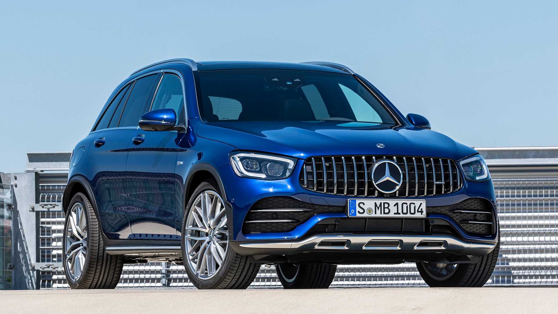 2020 Mercedes Amg Glc 43 Crossover And Coupe Put A New Face On Entry Level Performance