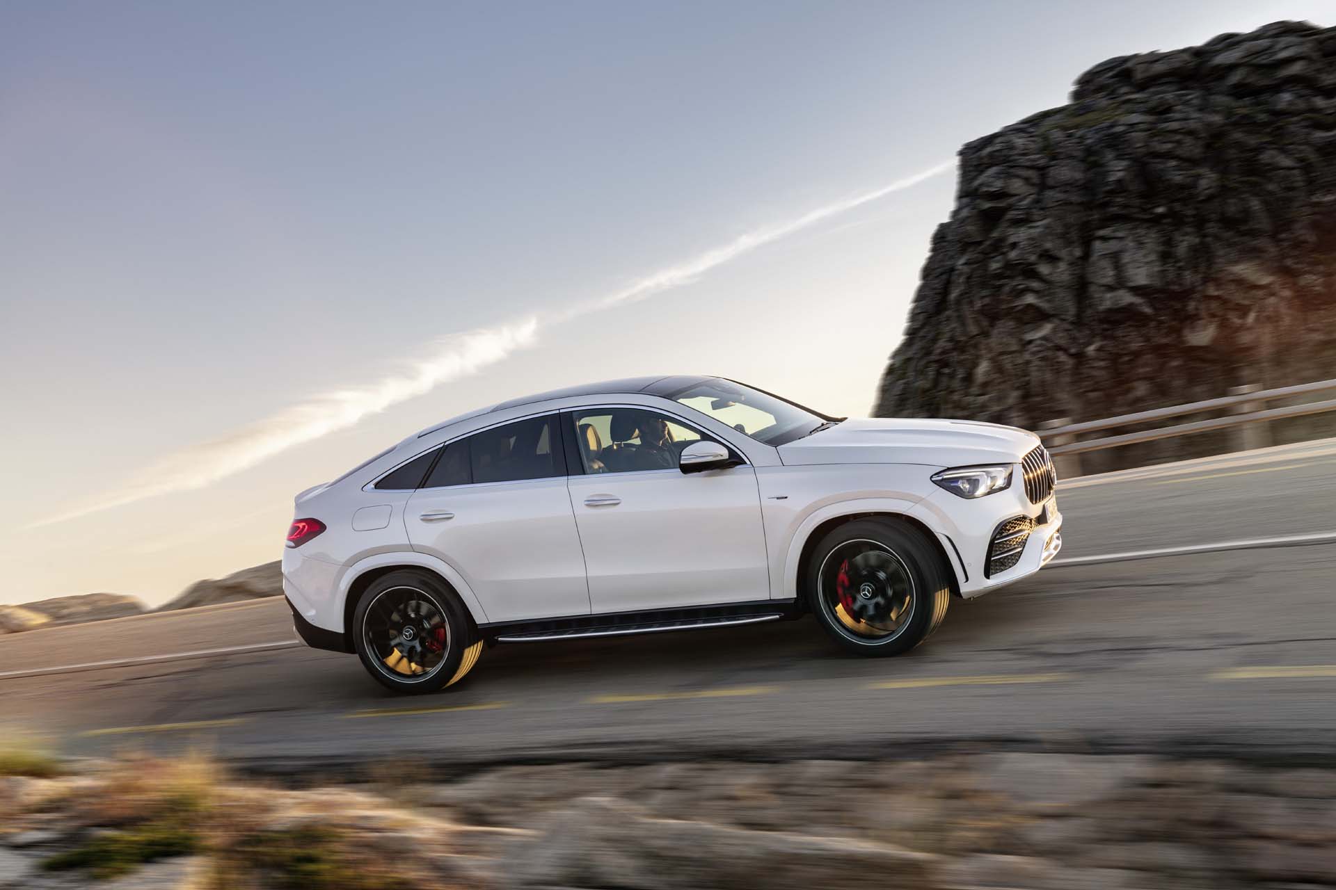 Mercedes Amg Gle53 Coupe Lexus Ly 650 Yacht Land Rover Defender Car News Headlines