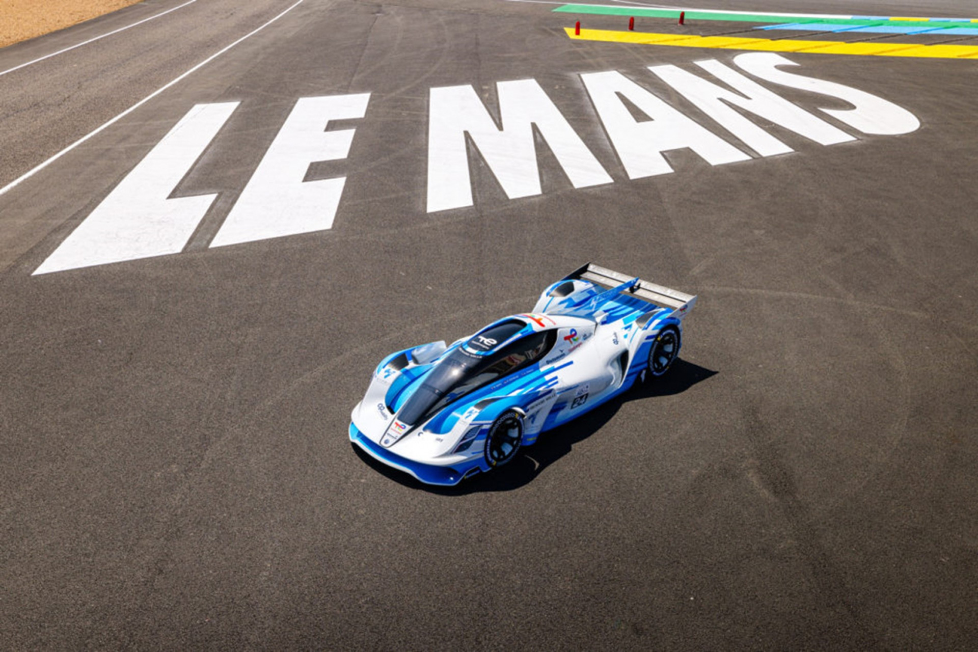 MissionH24 Evo hydrogen race car concept debuts at Le Mans