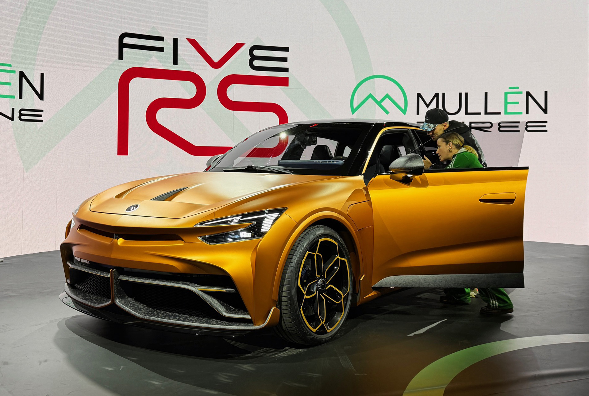 Mullen Five RS electric crossover debuts with over 1,000 hp Auto Recent