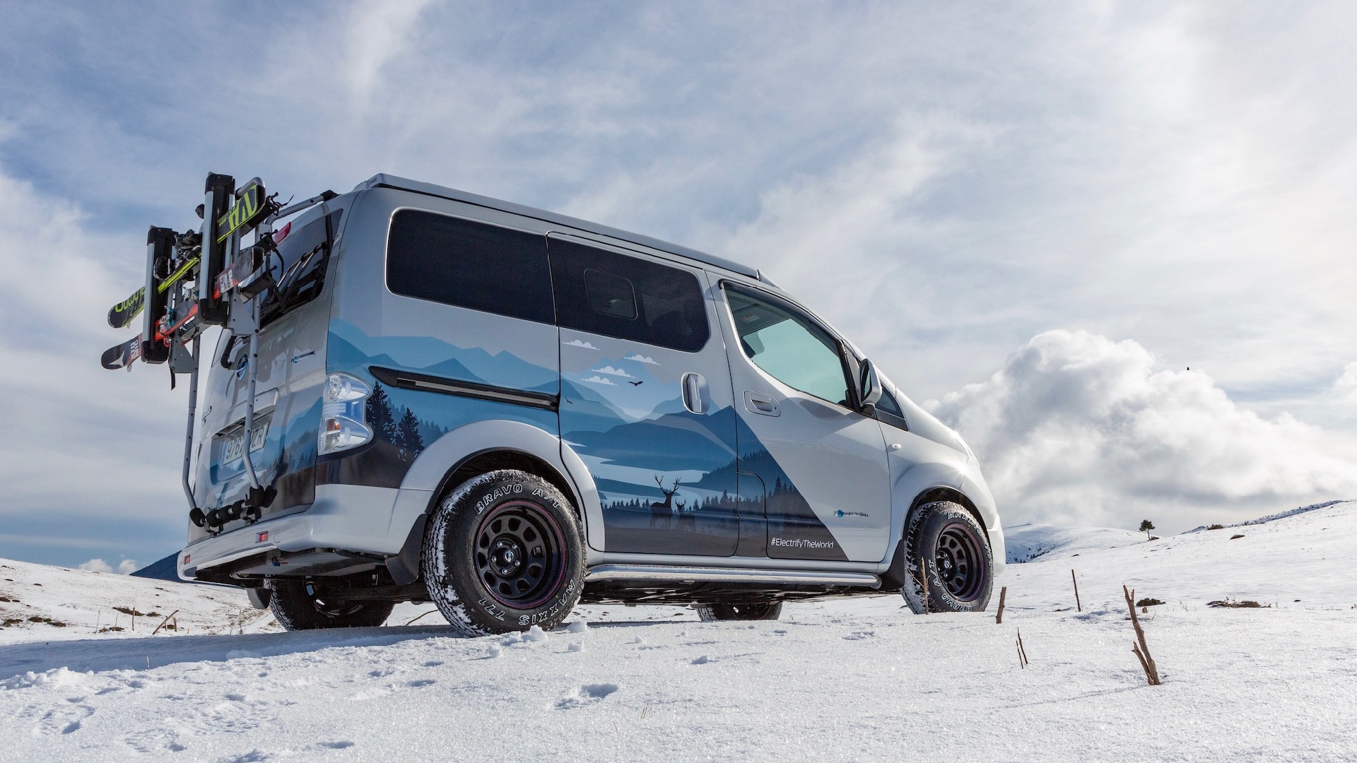 Nissan e-NV200 Winter Camper concept