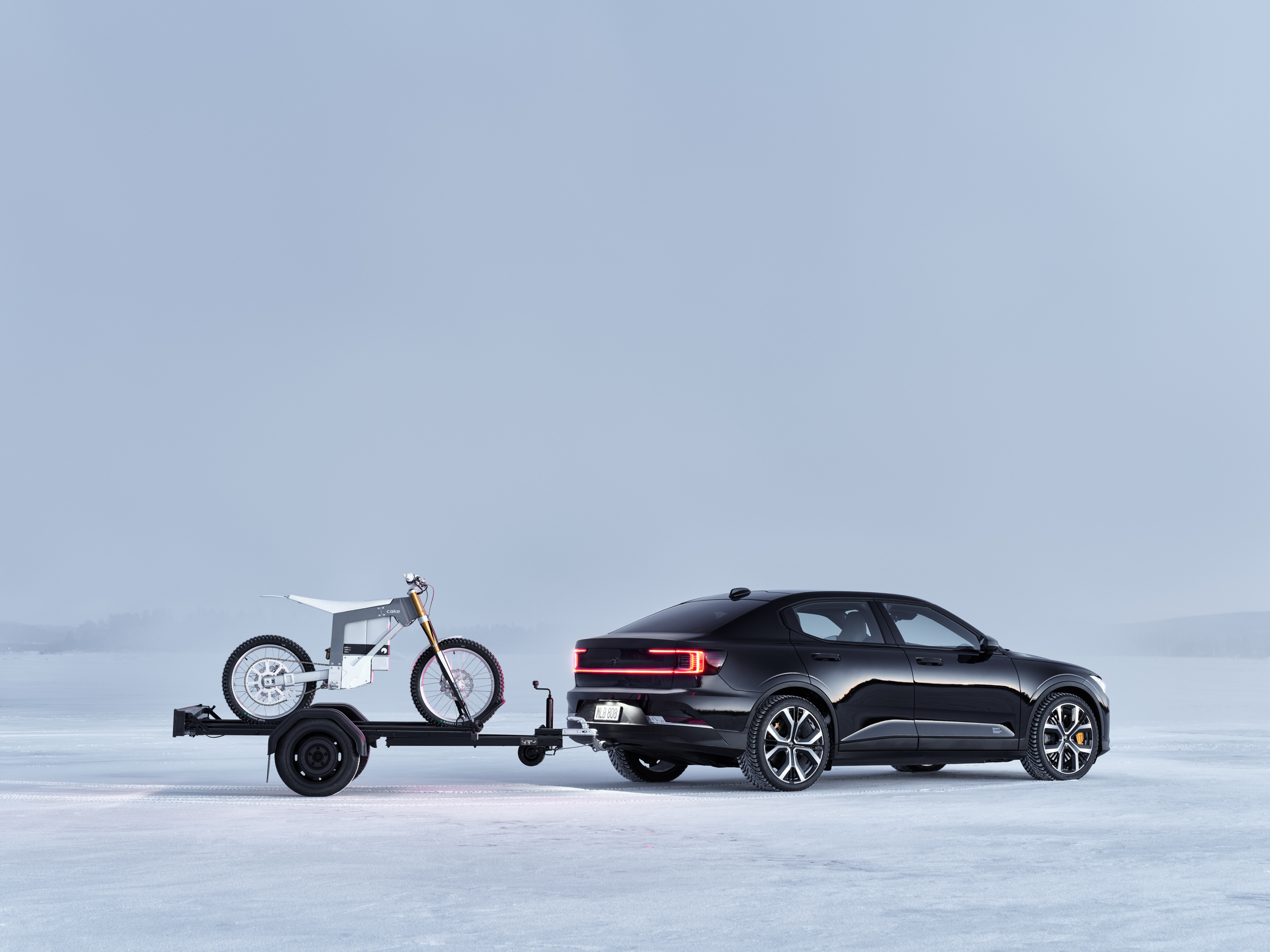 Polestar 2 Electric Car Tows Up To 3300 Poundsincluding In