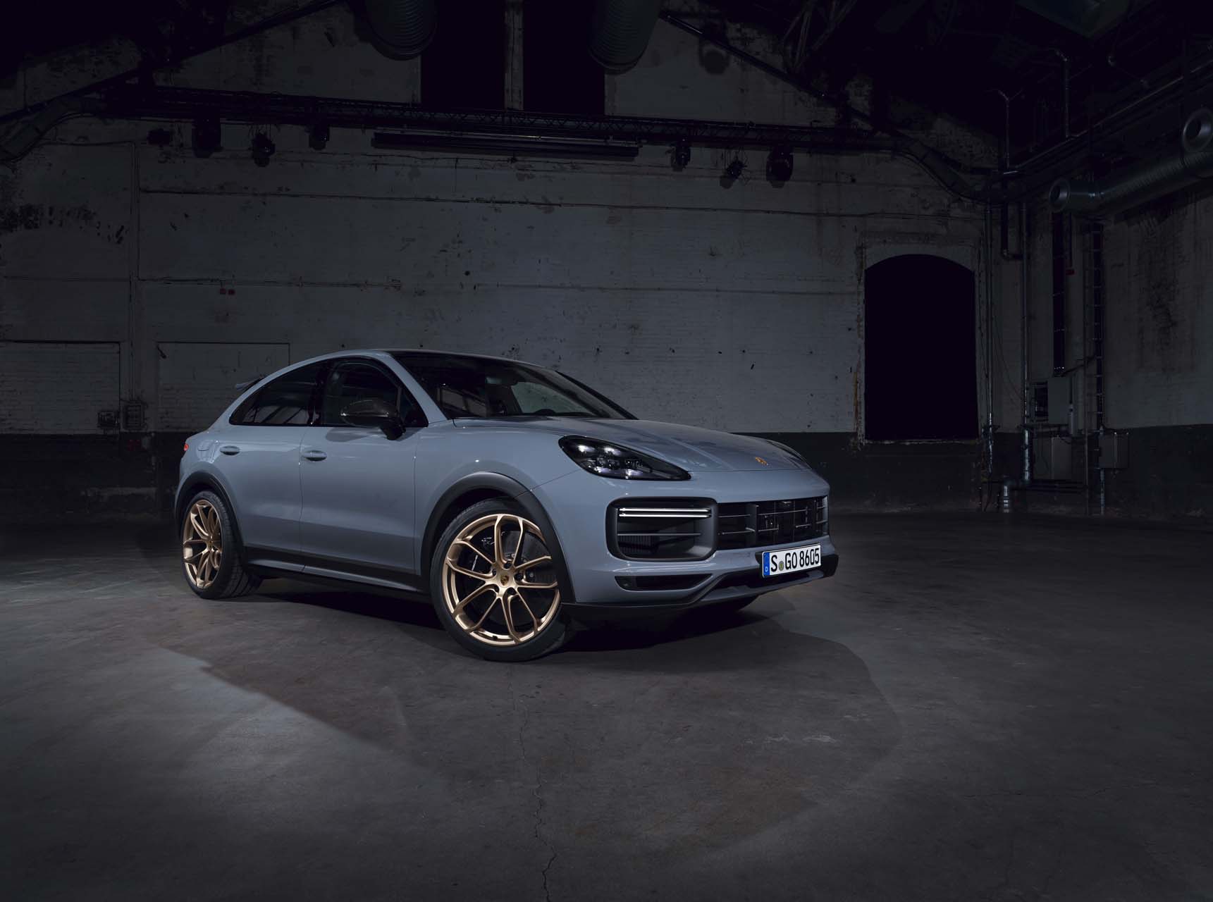 Porsche Cayenne Coupe 2020 revealed - Car News