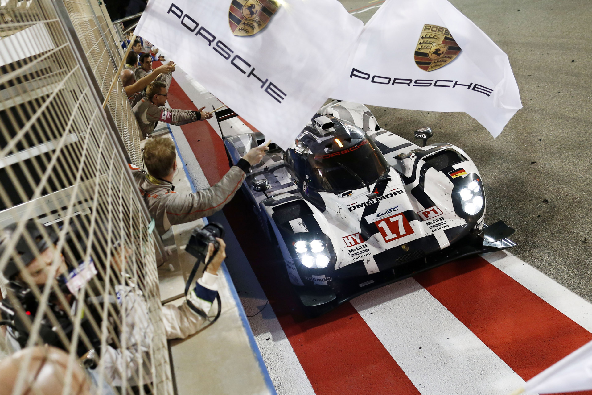 Porsche Drivers Declared Victors In 2015 World Endurance Championship