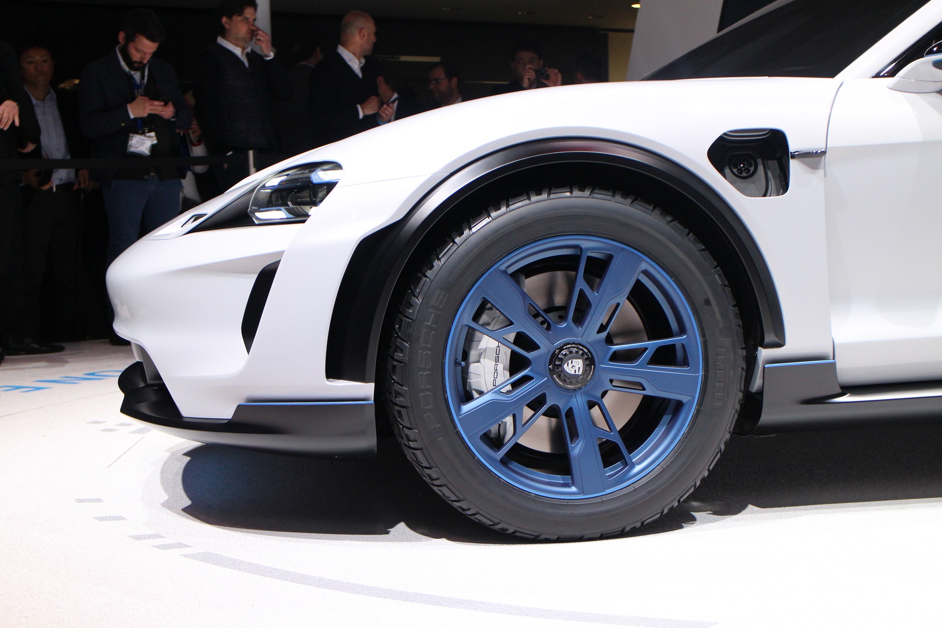 Porsche Mission E Cross Turismo concept: second electric model previewed
