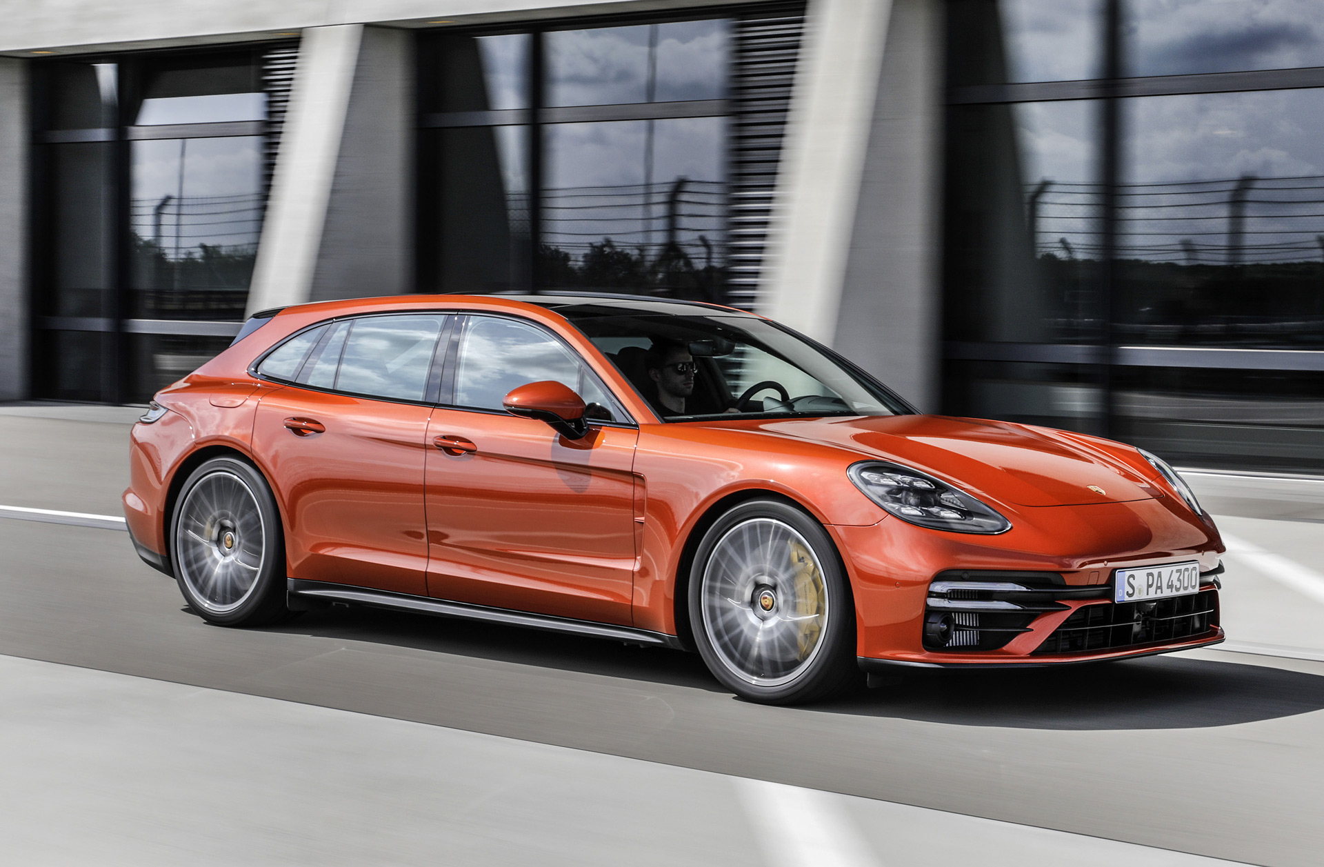 New and Used Porsche Panamera: Prices, Photos, Reviews, Specs - The Car ...