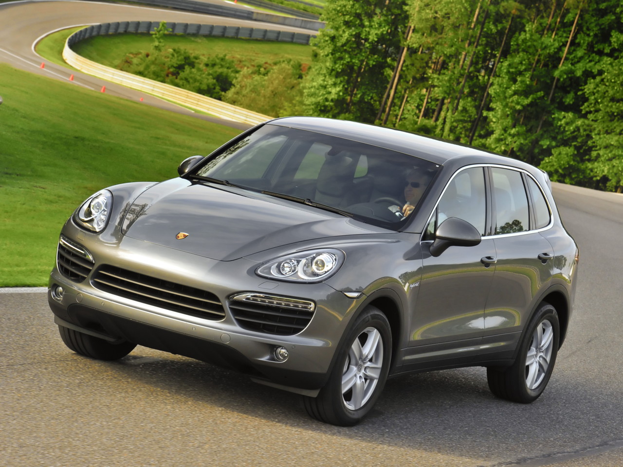 Porsche cayenne s hybrid 2011 проблемы