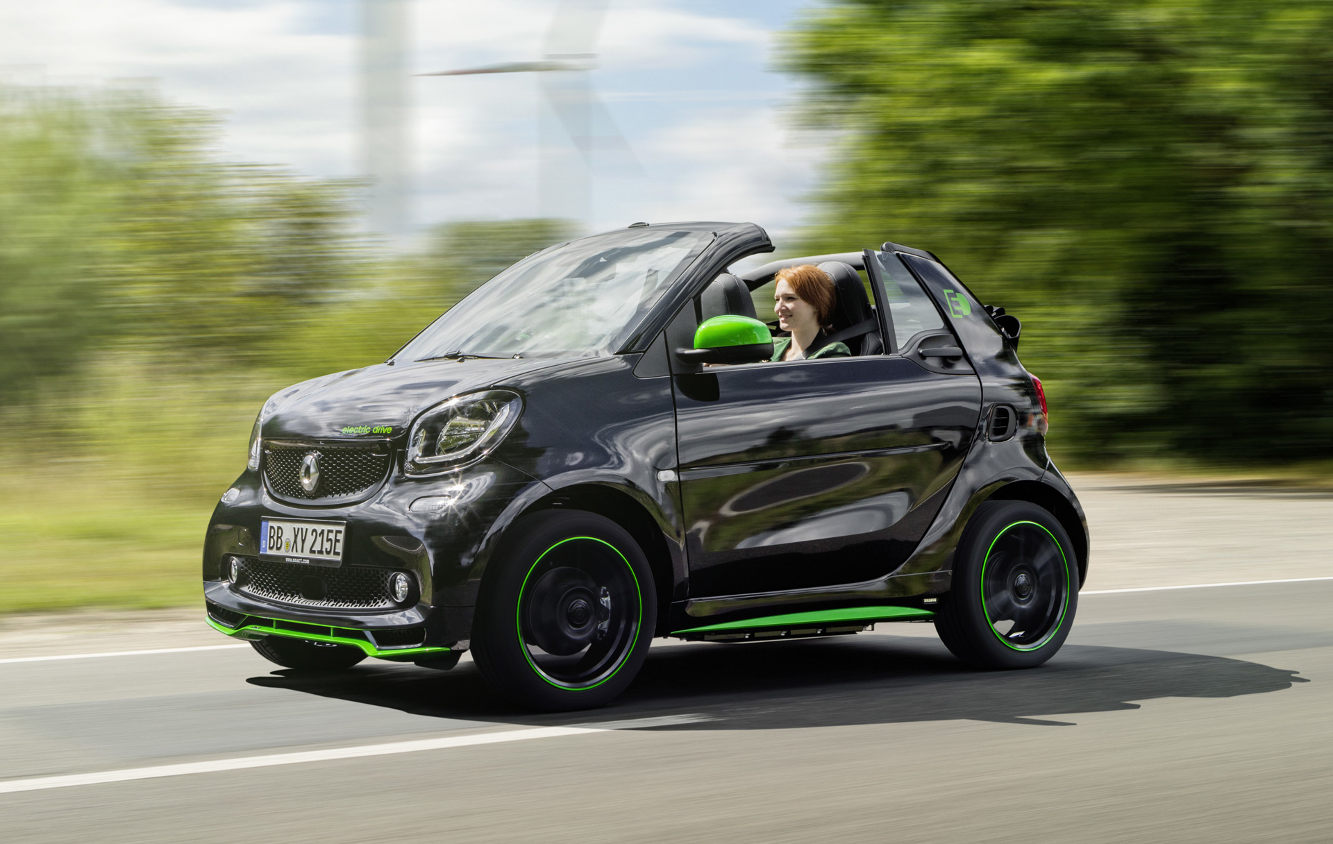 2017 Smart ForTwo Electric Drive revealed
