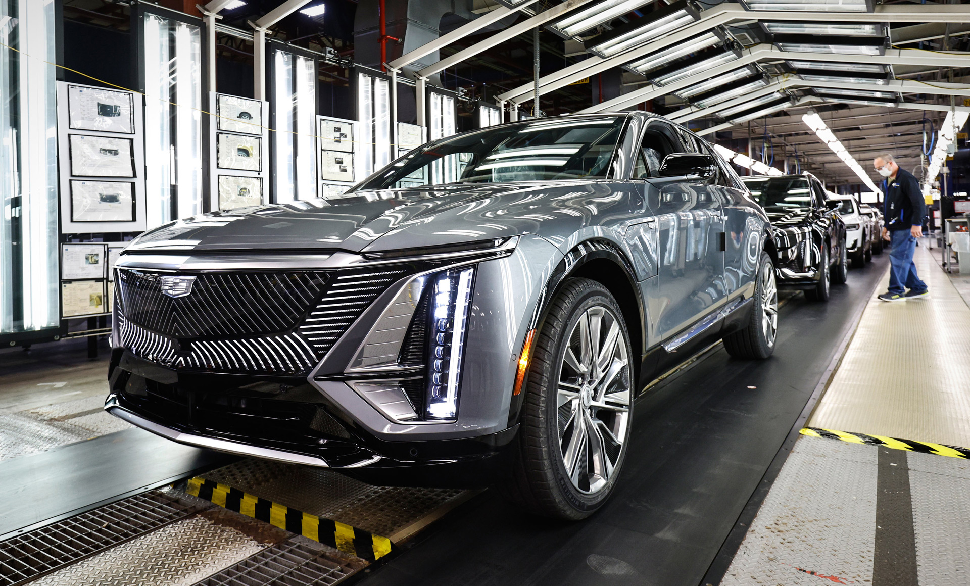 start of cadillac lyriq production at general motors spring hill manufacturing plant 100833653 h
