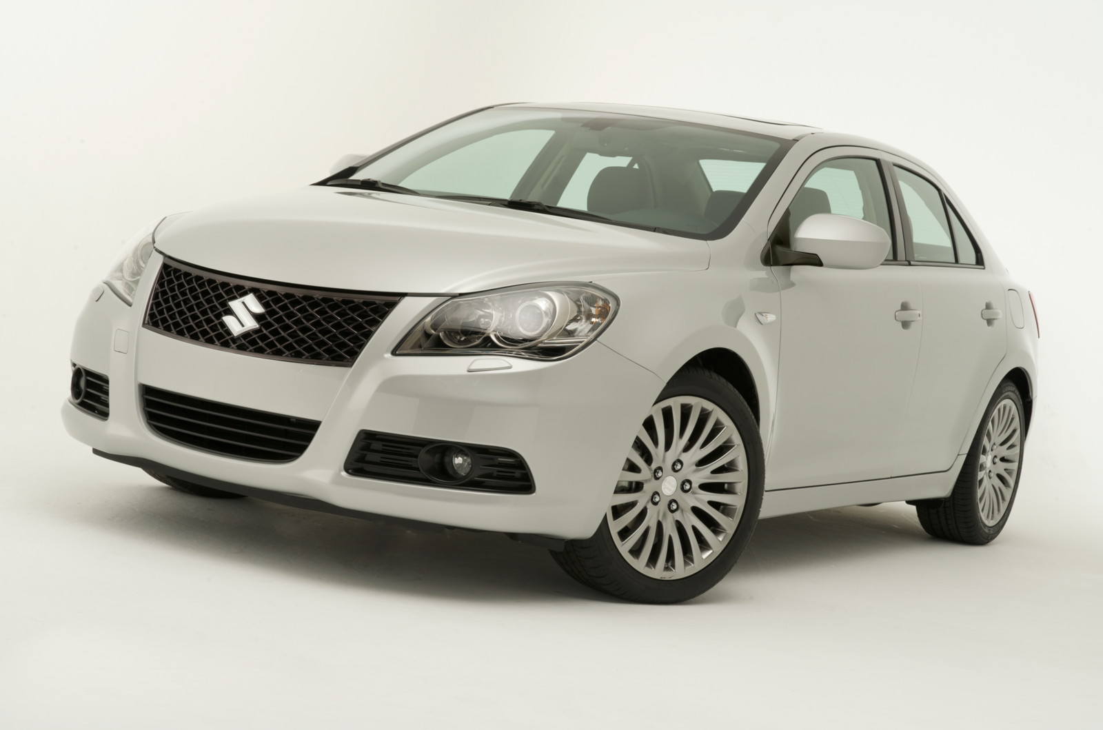 2010 Suzuki Kizashi Not Quite Mid Size Not Quite Mainstream