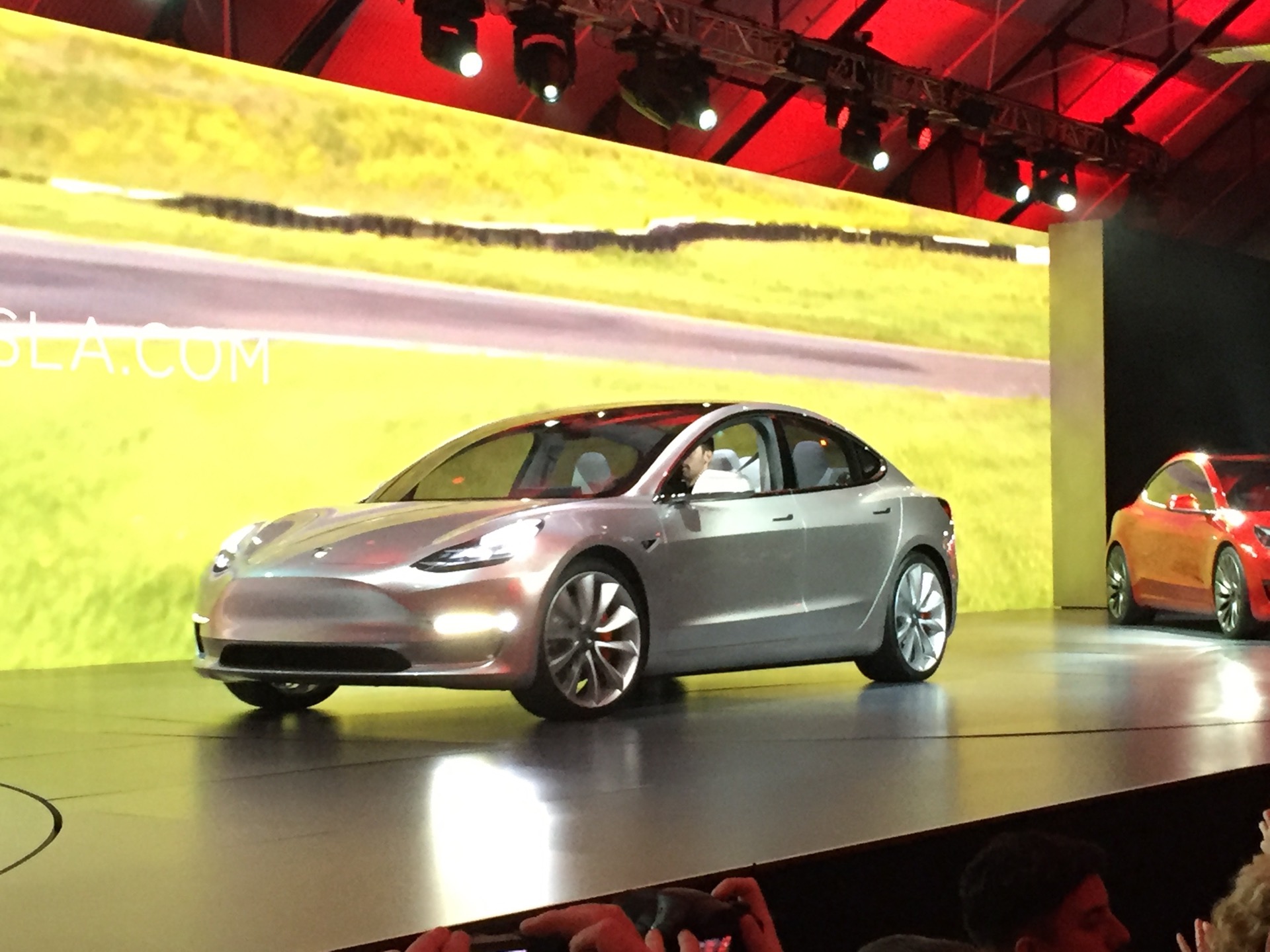 How many Tesla Model 3 electric cars can company build ...