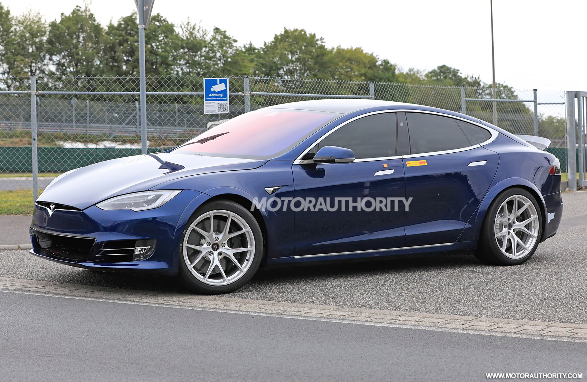 Tesla Model S Nurburgring without reporting completed