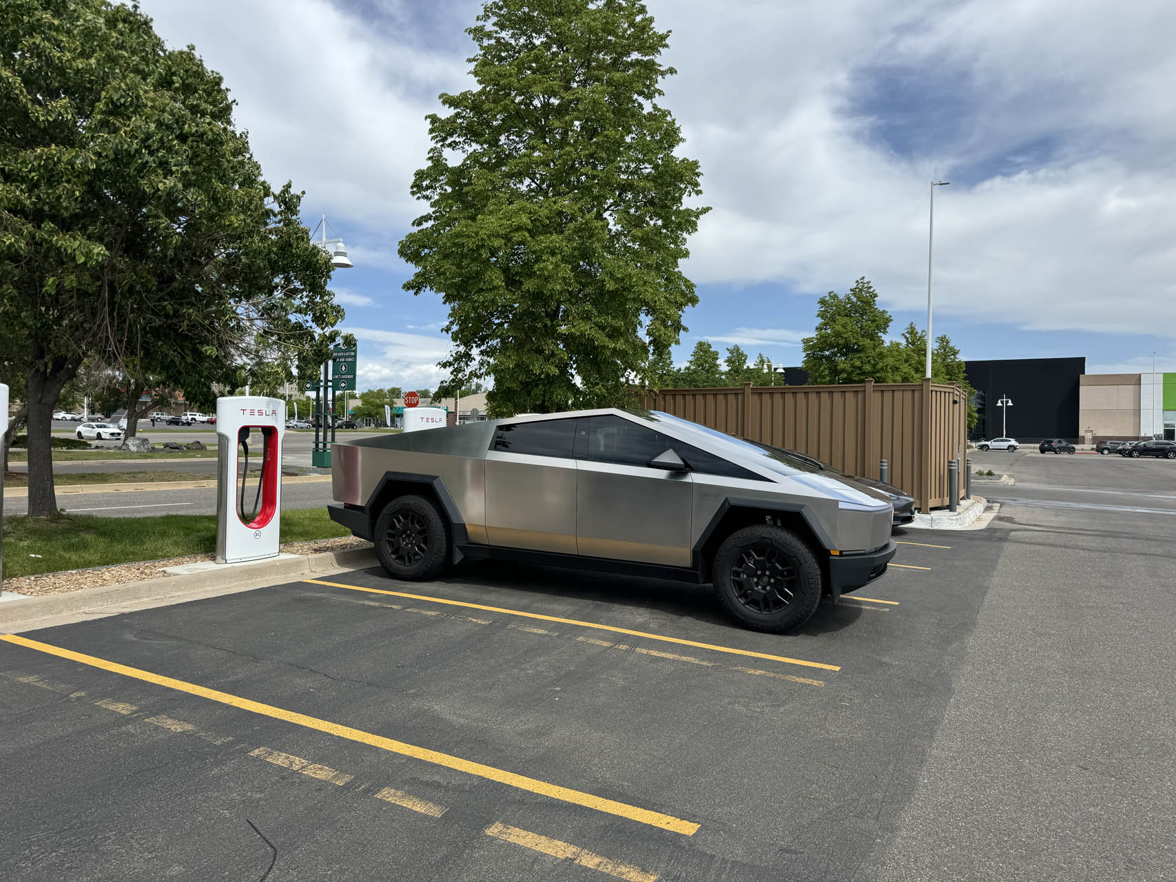 Tesla recalls 27,185 Cybertrucks due to rearview camera image delay