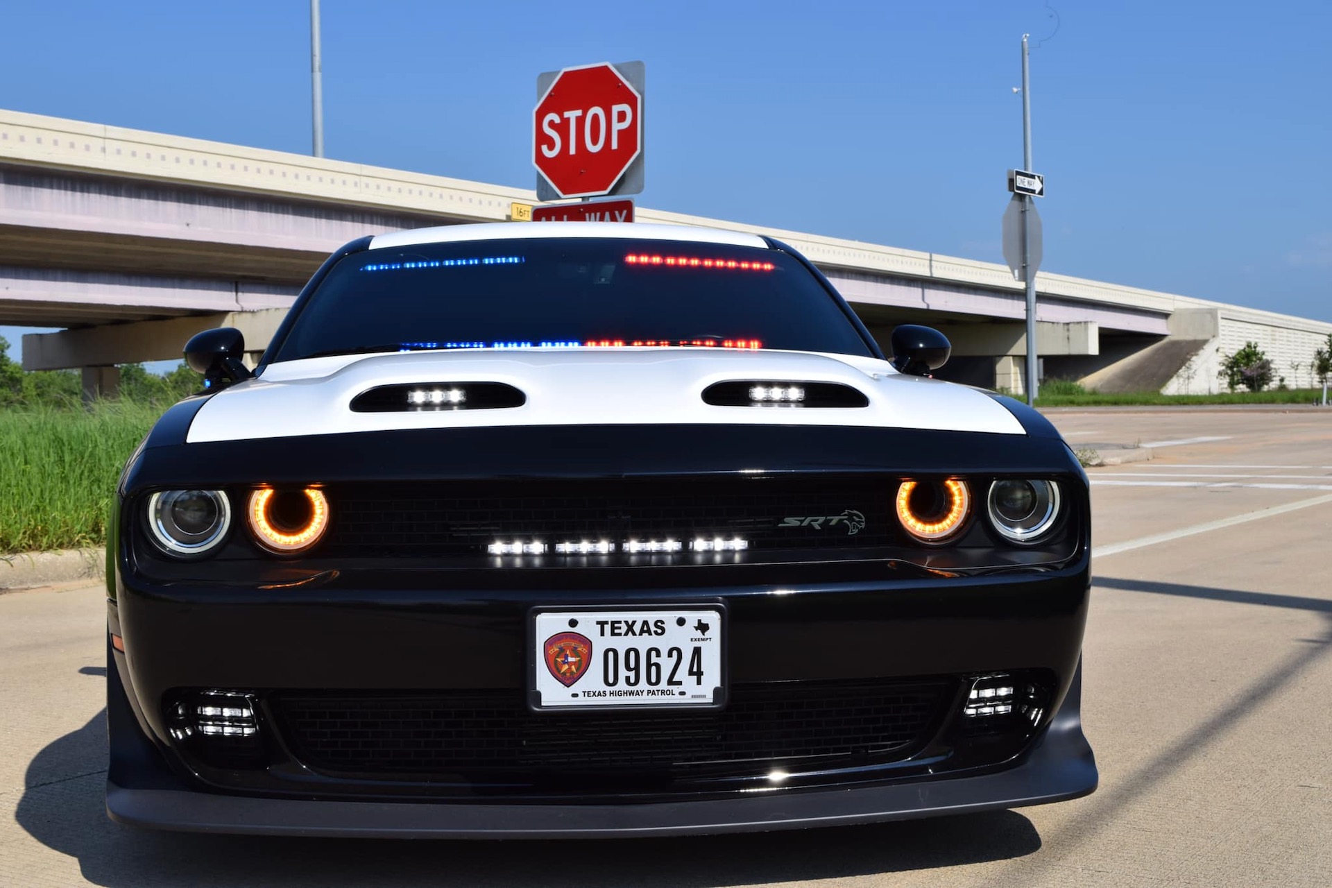 Texas Highway Patrol now has a 1,080-hp Dodge Challenger SRT Hellcat ...