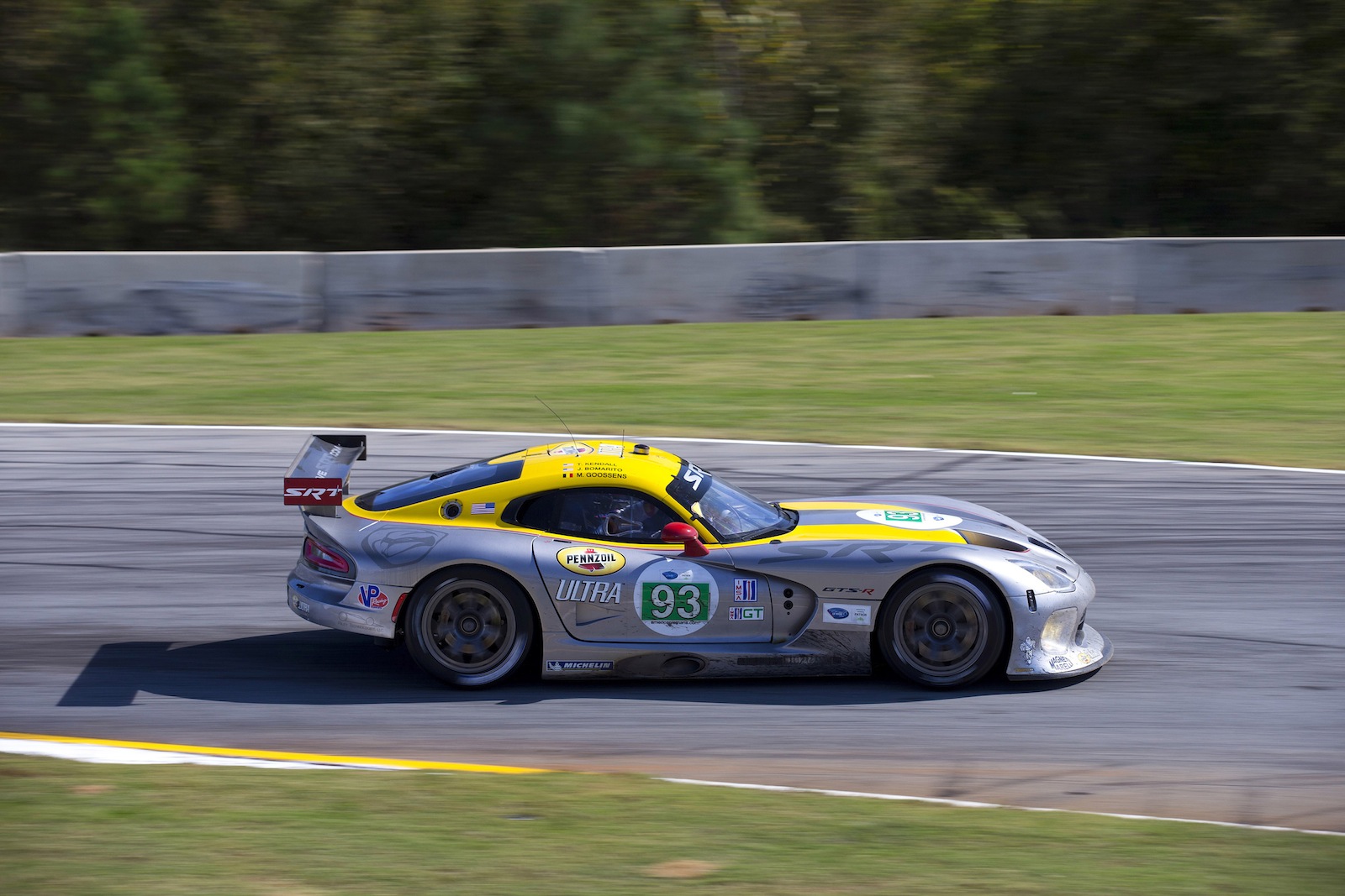 The Srt Viper Returns To The 24 Hours Of Le Mans In 2013