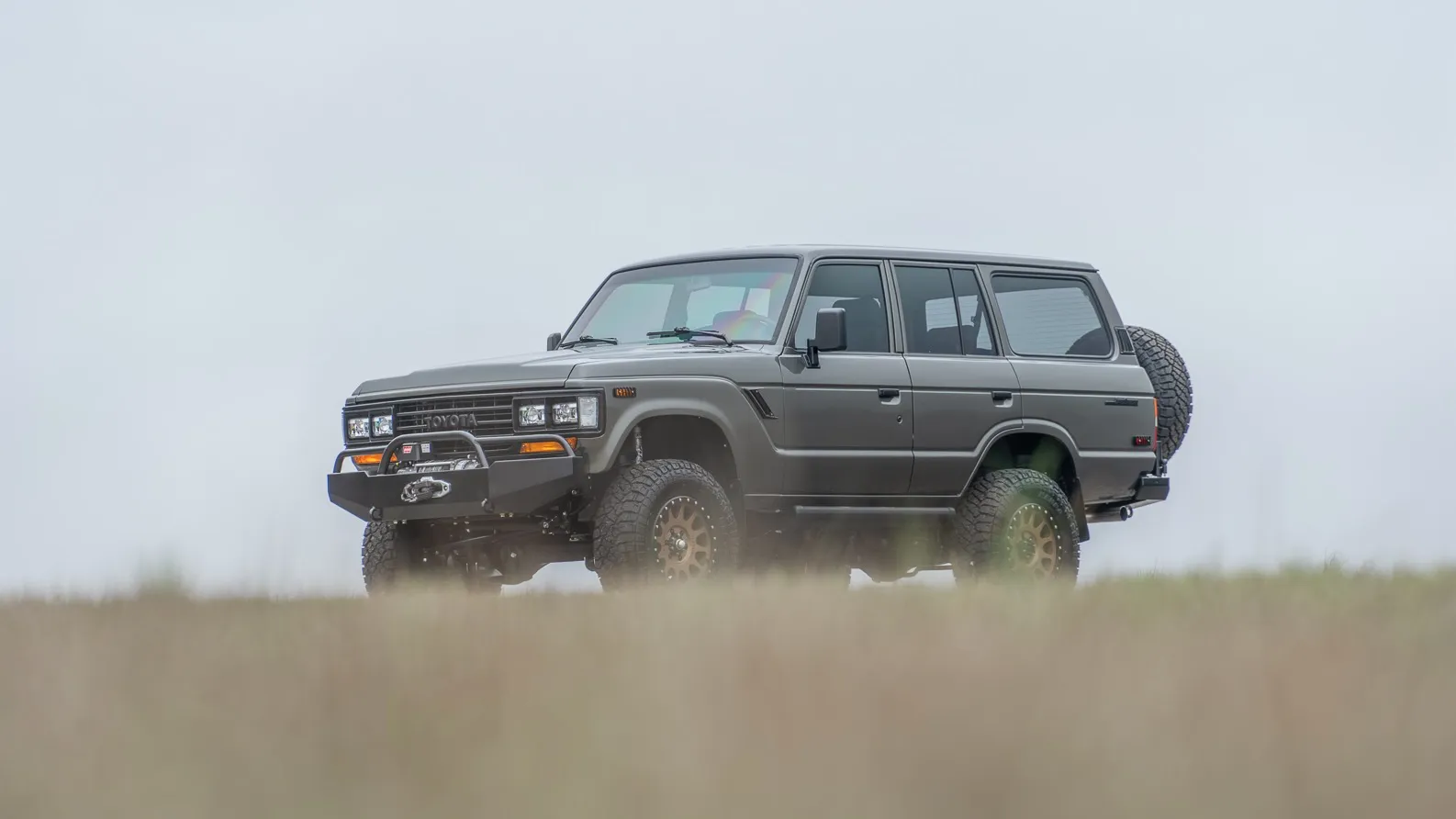 1989 Toyota Land Cruiser restomod fuses FJ62 with FZJ80 Auto Recent