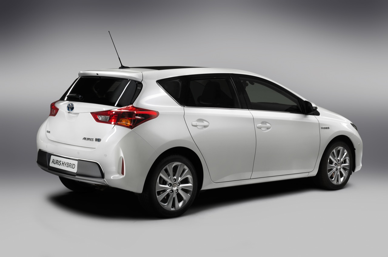 Toyota Unveils New Auris: Will It Become The Next Matrix?