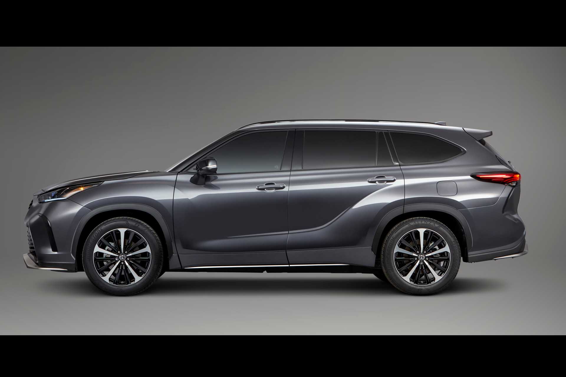 2021 Toyota Highlander Review Ratings Specs Prices And Photos The 2021 Toyota Highlander Review Ratings Specs Prices And Photos The