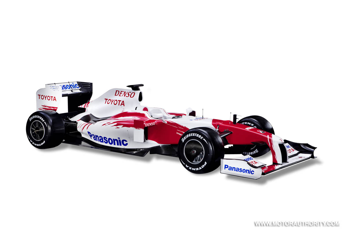 Toyota unveils its TF109 race car for 2009 F1 season