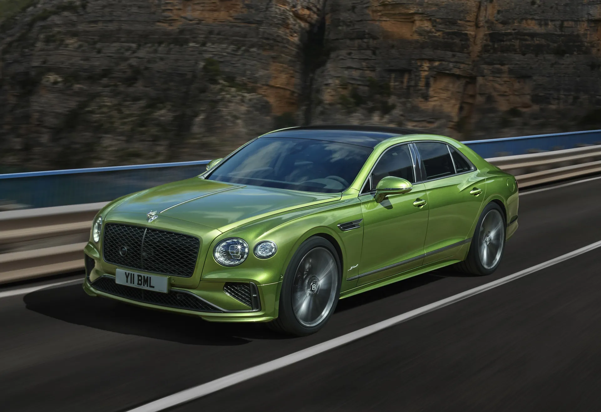 2025 Bentley Flying Spur Speed swaps W-12 for V-8 plug-in hybrid Auto Recent