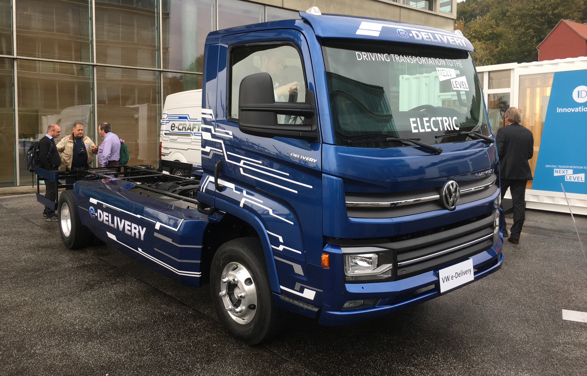 Volkswagen Group promises electric trucks and buses by 2018