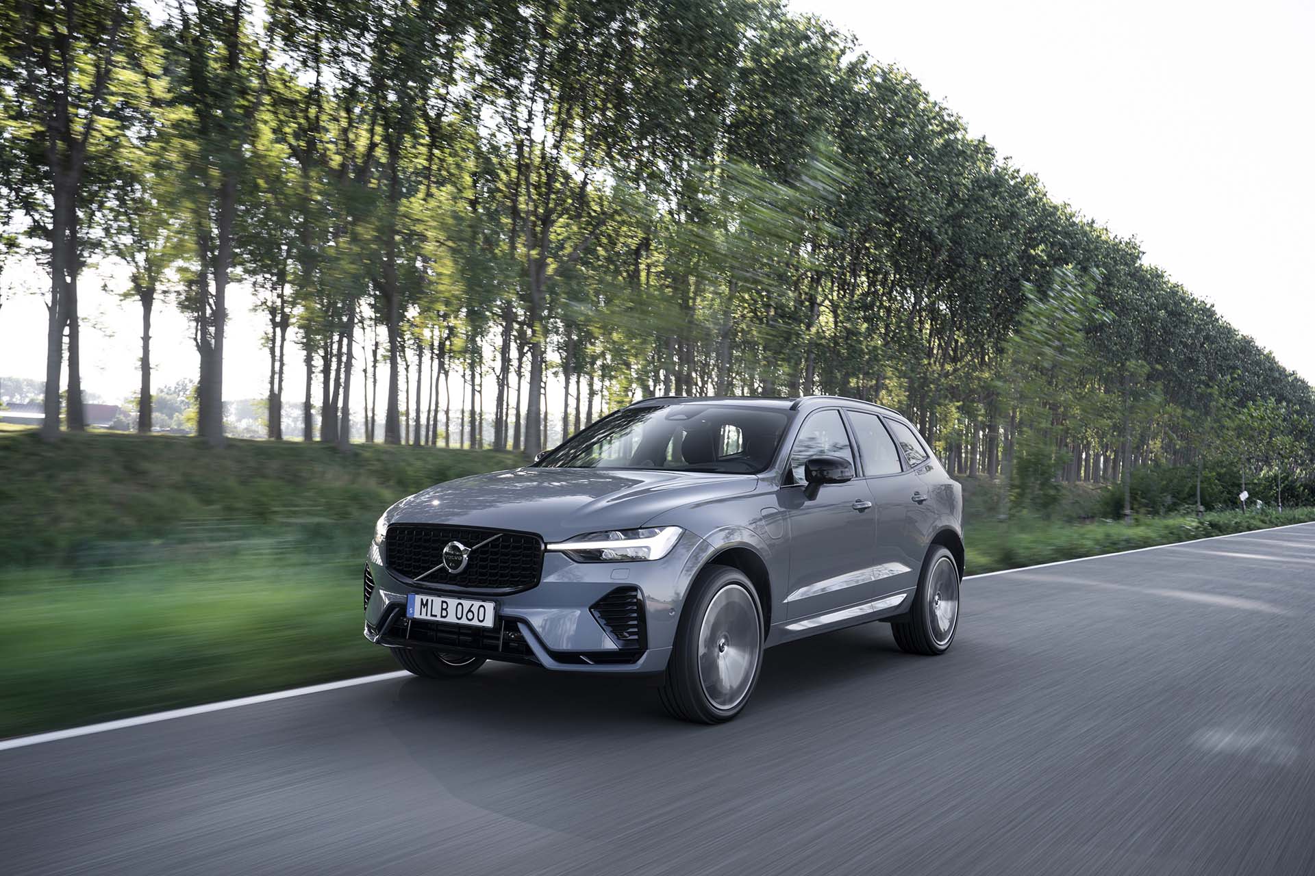 onbekend kapok buffet First drive review: 2022 Volvo XC60 Recharge plug-in hybrid delivers more  range and power