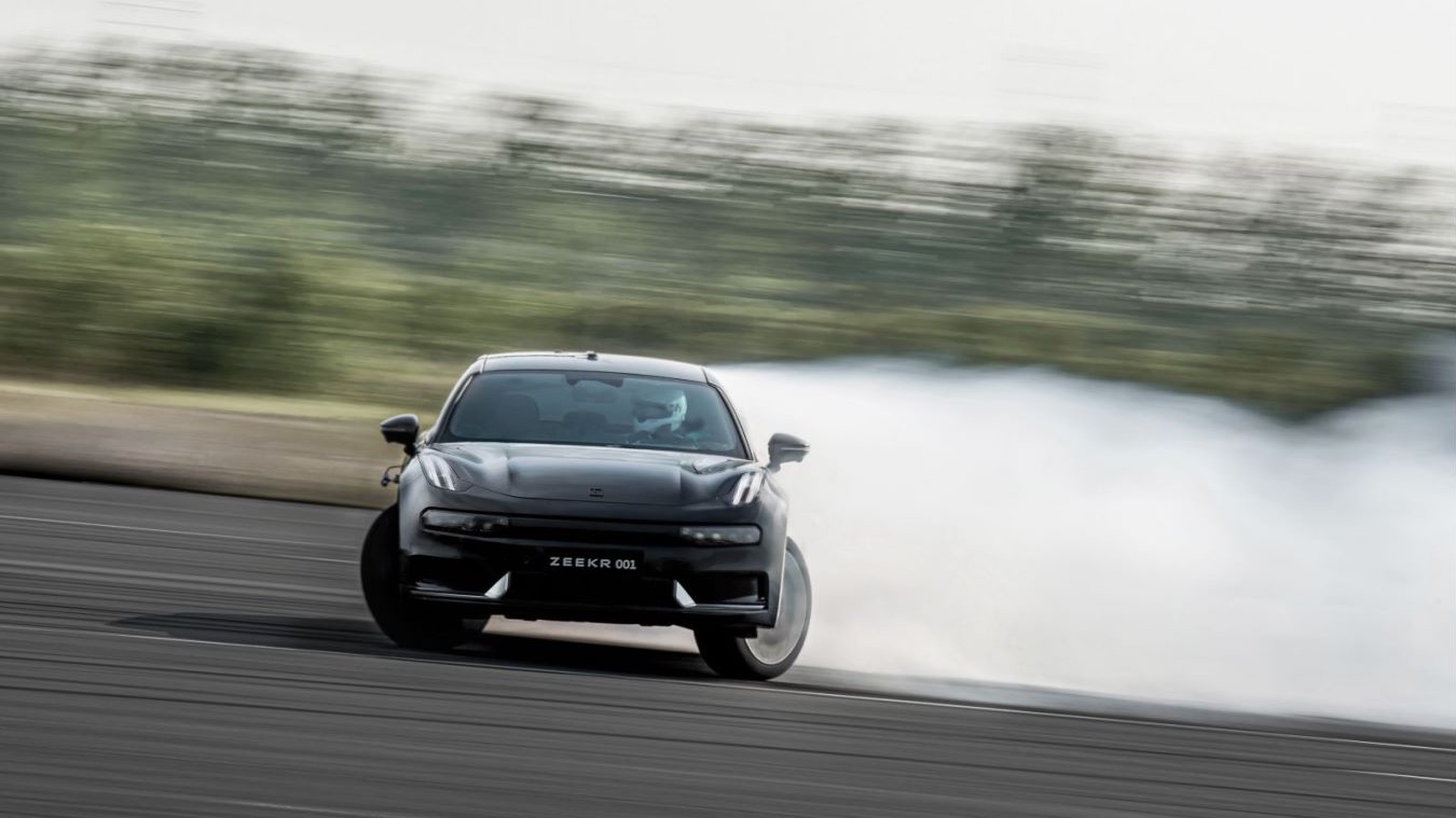 China’s Zeekr sets Guinness records for fastest drift, fastest electric slalom Auto Recent