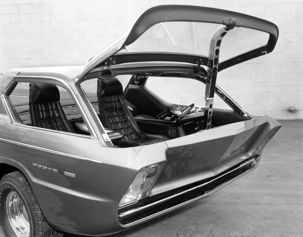 1967 Dodge Deora concept vehicle (Courtesy of Stellantis Media)