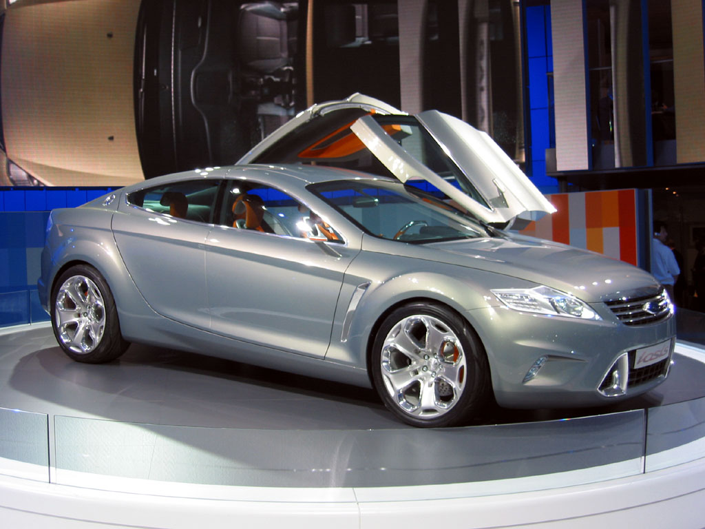 2005 Ford iosis concept