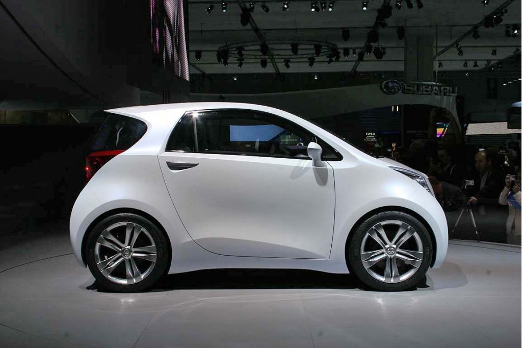 2007_toyota_iq_concept_100024978_l