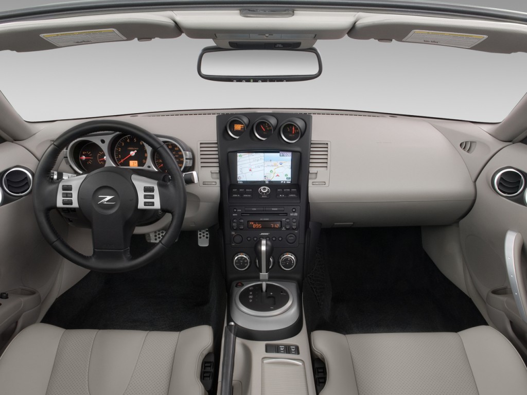 Image: 2008 Nissan 350Z 2-door Roadster Auto Touring Dashboard, size