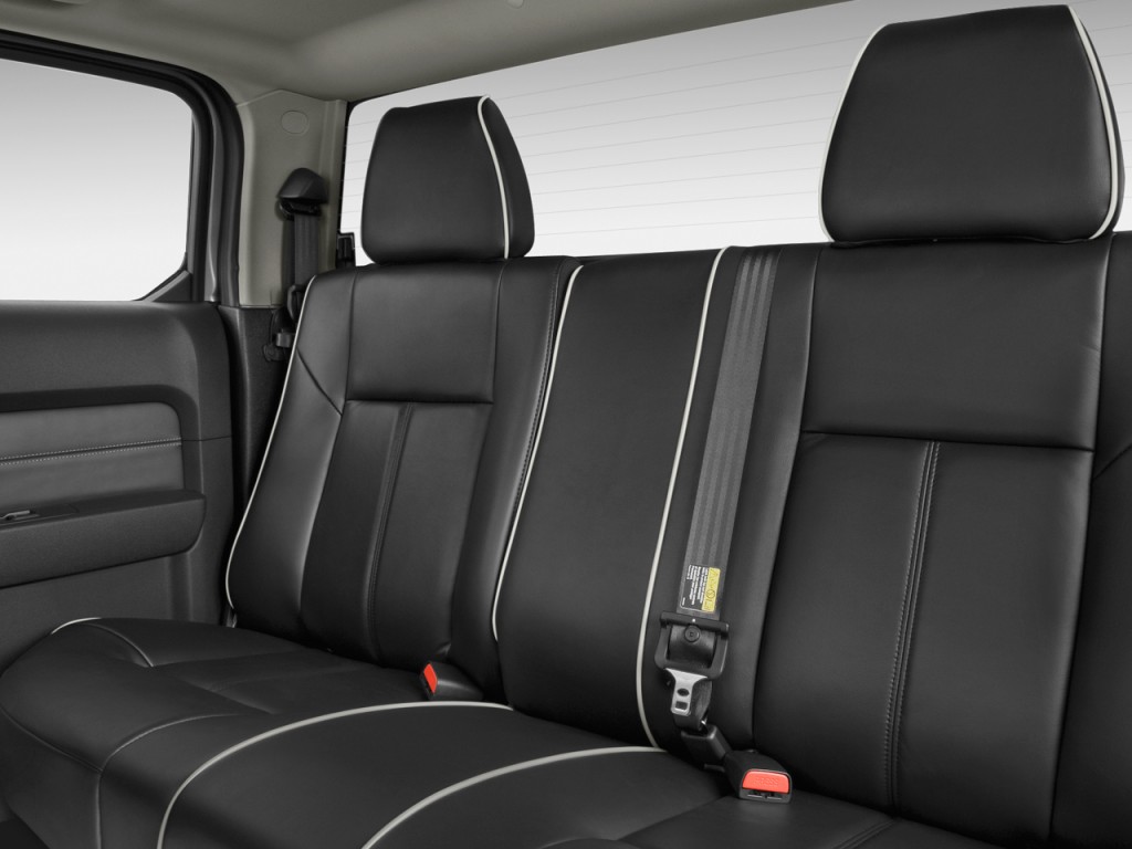 Image: 2009 HUMMER H3 4WD 4-door H3T Luxury Rear Seats, size: 1024 x 768, type: gif ...