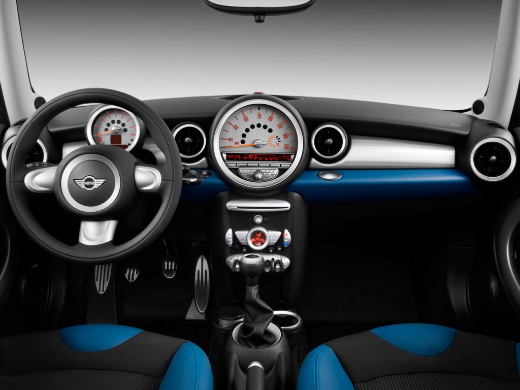 Image: 2009 MINI Cooper Clubman 2-door Coupe S Dashboard, size: 1024 x