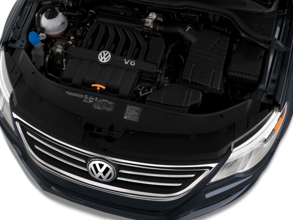 Image: 2009 Volkswagen CC 4-door Auto VR6 Sport Engine  