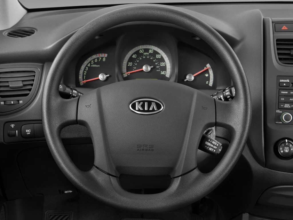 Image 2010 Kia Sportage 2WD 4door I4 Auto LX Steering Wheel, size