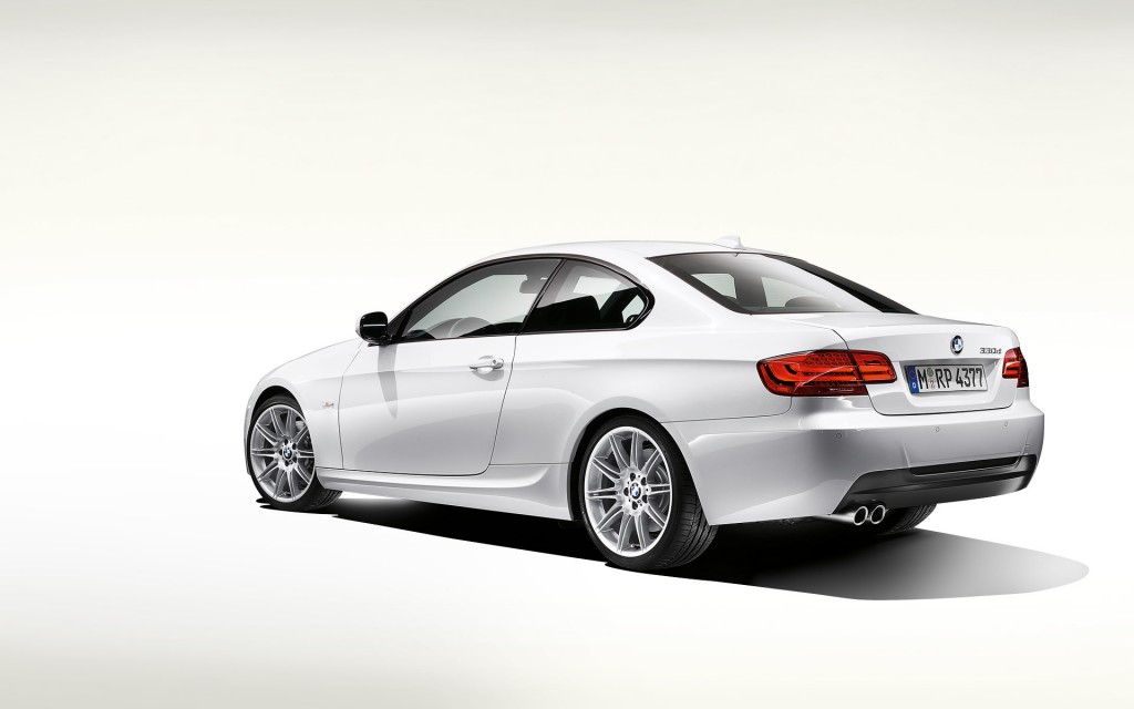 woede Artefact letterlijk Photos Of 2011 BMW 3-Series M-Sport Package Emerge