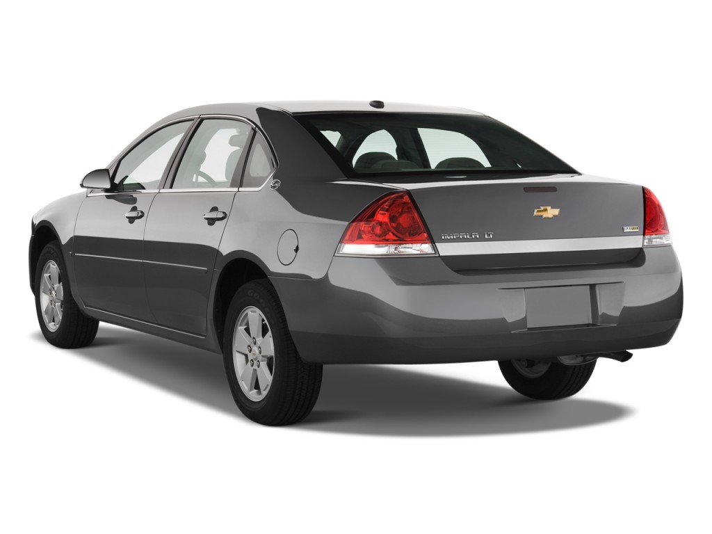2011 Chevrolet Impala 4-door Sedan LT Retail Angular Rear Exterior View
