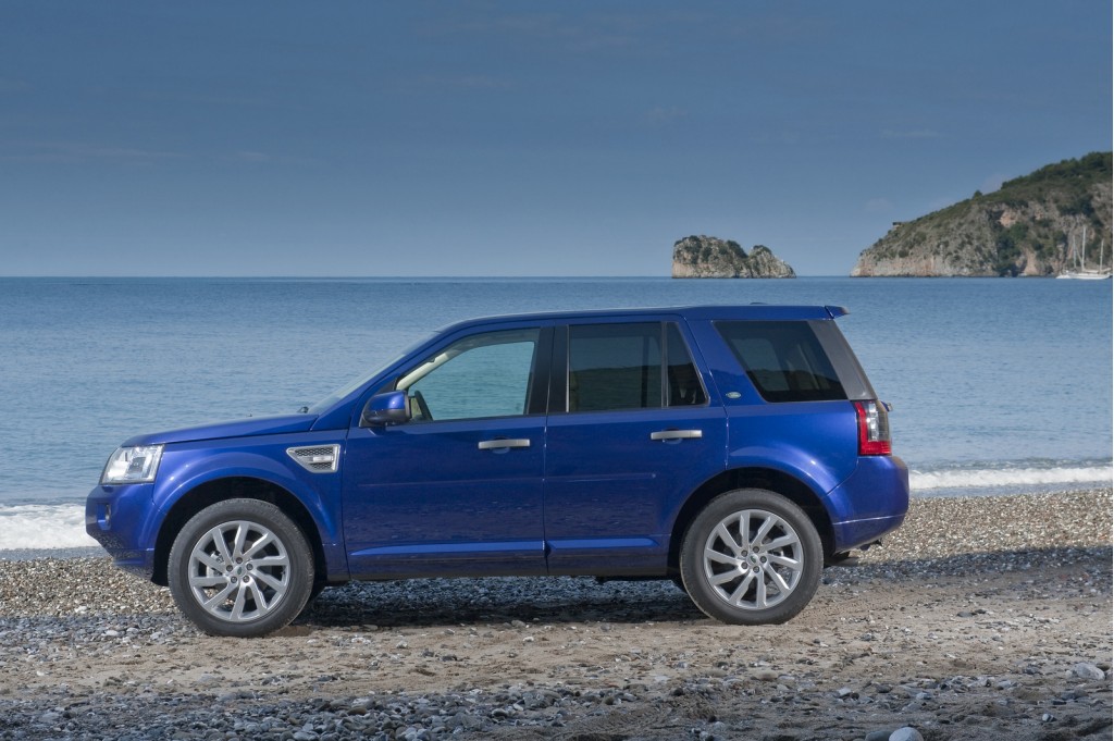 2011 Land Rover LR2 Details Revealed lead image